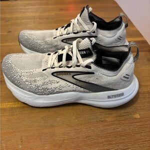 Brooks Glycerin 21 Stealth Fit